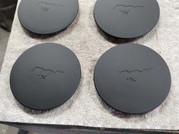 Mustang center caps